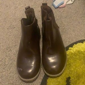 Children’s Place little boys size one boots